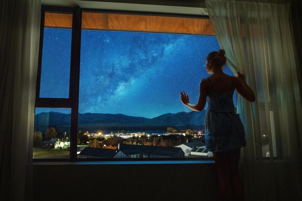 Galaxy Boutique Hotel Lake Tekapo Exteriér fotografie Milky Way over the city of La Serena, Chile